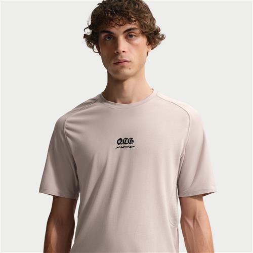 Nike ACG "Solar Chase" Dri-FIT ADV-overdel til mænd - grå