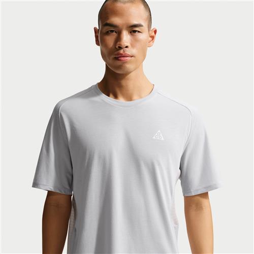 Nike ACG "Solar Chase" Dri-FIT ADV-overdel til trailløb til mænd - grå