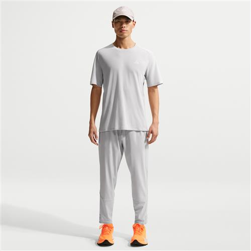 Nike ACG "Dawn Range" Dri-FIT-trailløbebukser til mænd - grå