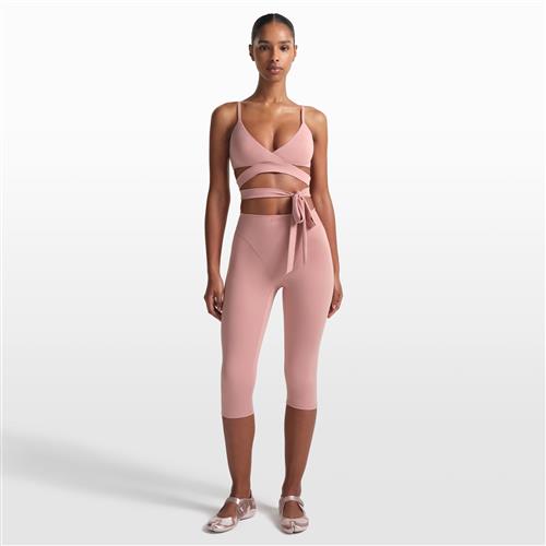 NikeSKIMS Matte 17" korte leggings med V-panel til kvinder - Pink