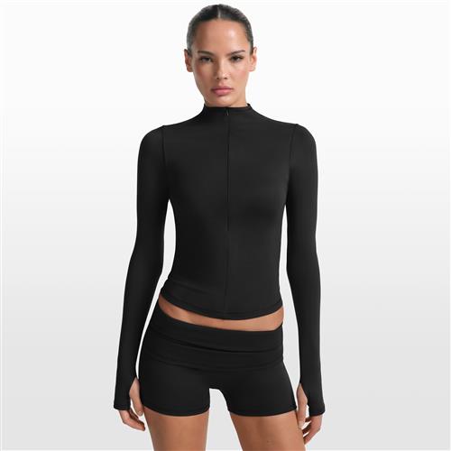 Langærmet NikeSKIMS Matte-top med halv lynlås og høj hals til kvinder - sort