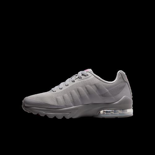 Nike Air Max Invigor Print-sko til store børn - grå