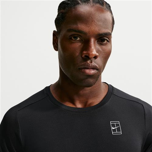 NikeCourt Advantage Dri-FIT-tennisoverdel til mænd - sort
