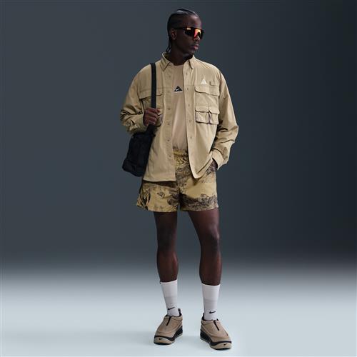 Nike ACG "Reservoir Goat"-shorts med print til mænd - brun