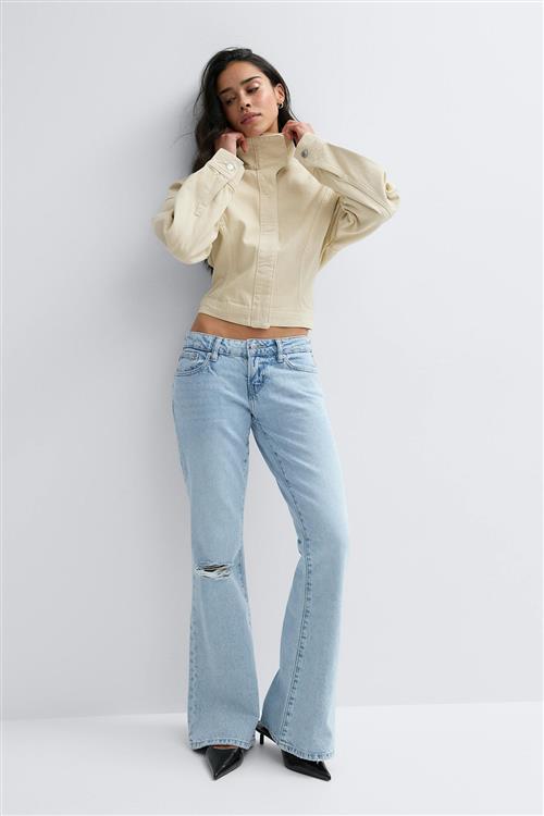 Gina Tricot - Low full length flare jeans - Flare & bootcut jeans - Blå - 40 - Dame