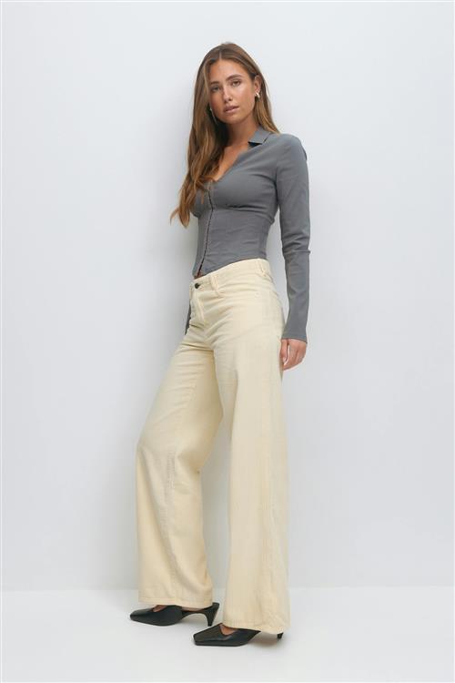 Gina Tricot - Low wide cord jeans - Fløjlsbukser - Gul - 36 - Dame