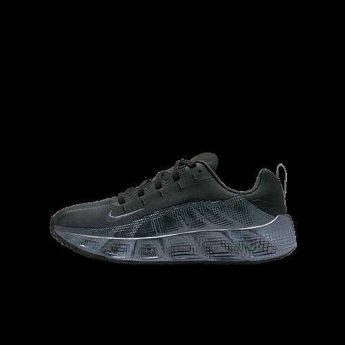 Nike Ava Rover SE sko til større børn med reflekser - grå