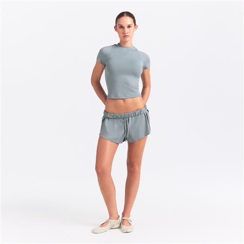NikeSKIMS Airy-minishorts til kvinder - sort
