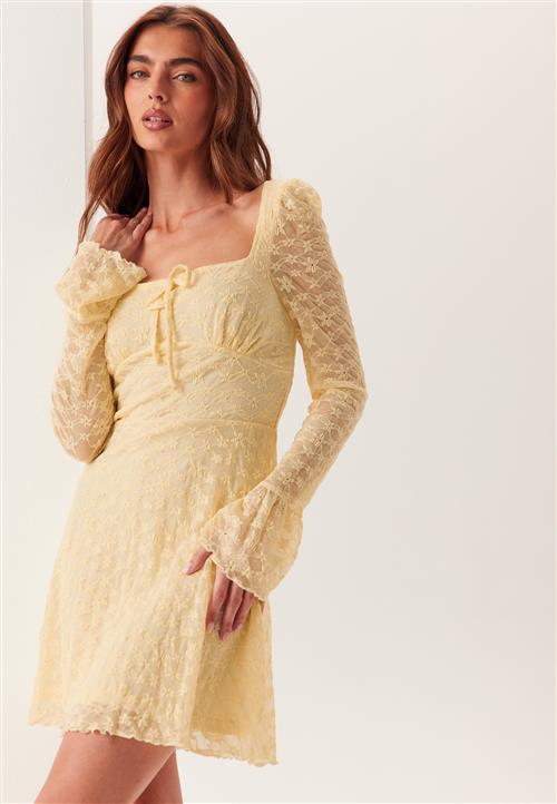 BUBBLEROOM Square Neck Lace Dress