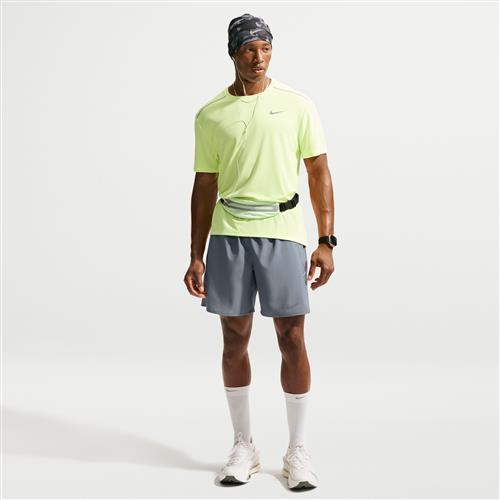 Nike Miler Dri-FIT 2-i-1-løbeshorts (18 cm) til mænd - grå