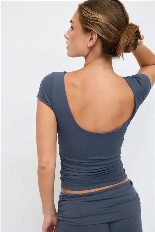 Gina Tricot - Scooped back yoga top - Toppe - Blå - S - Dame