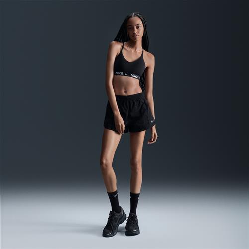 Vævede Nike Windrunner-shorts (5 cm) med mellemhøj talje til kvinder - sort