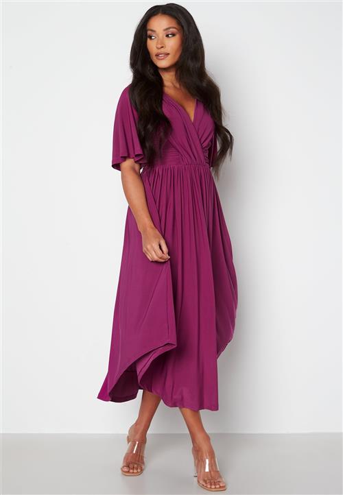 Bubbleroom Occasion Valeria Butterfly Sleeve Dress