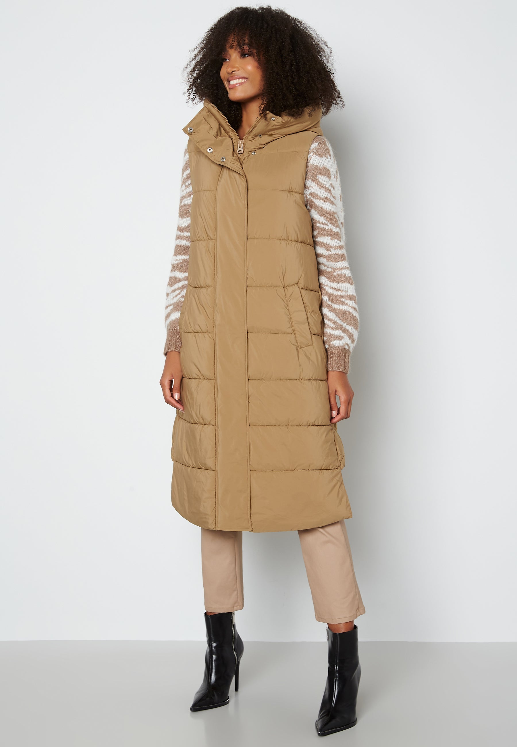 YAS Lira Padded Vest