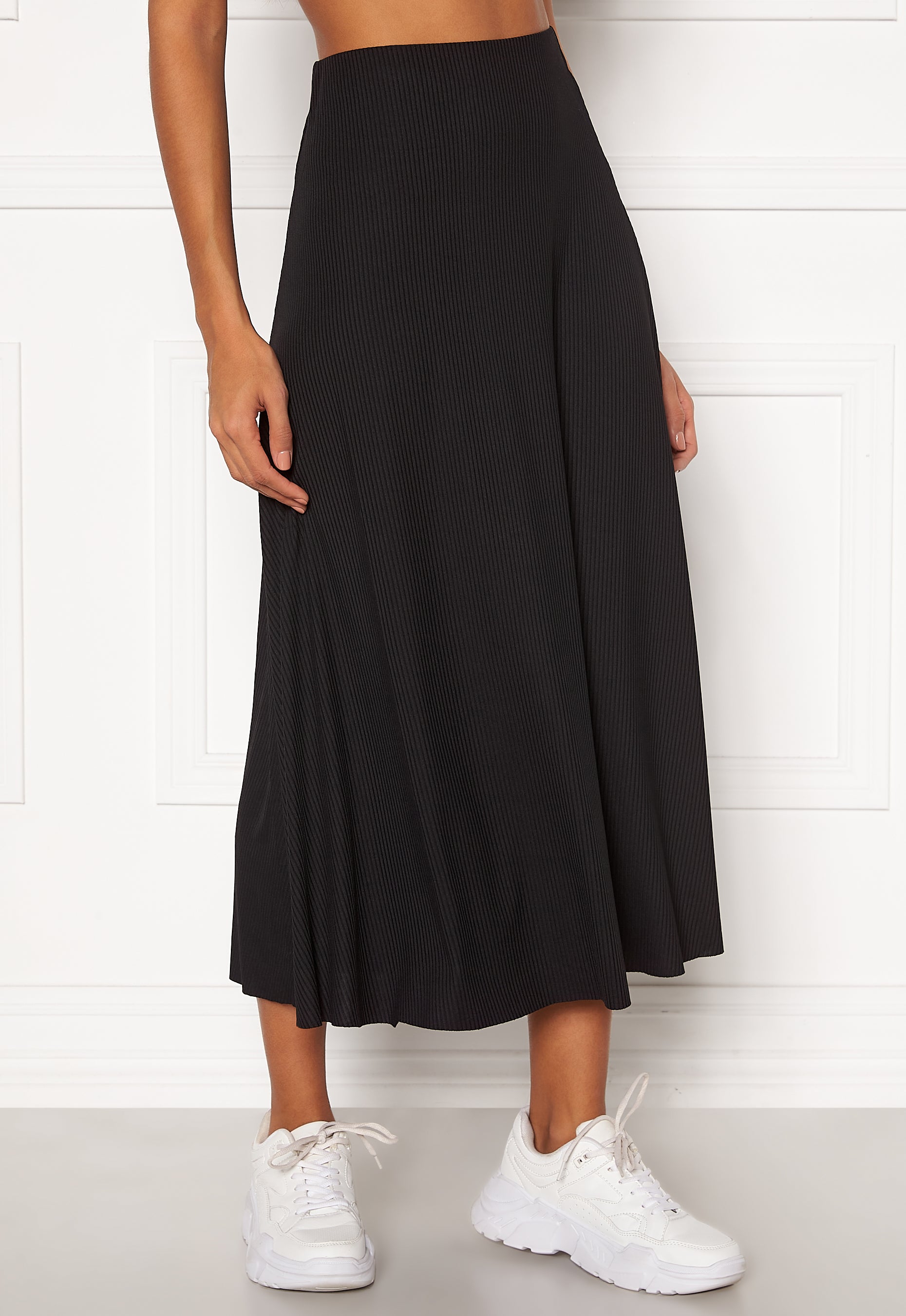 Sisters Point Vya Skirt