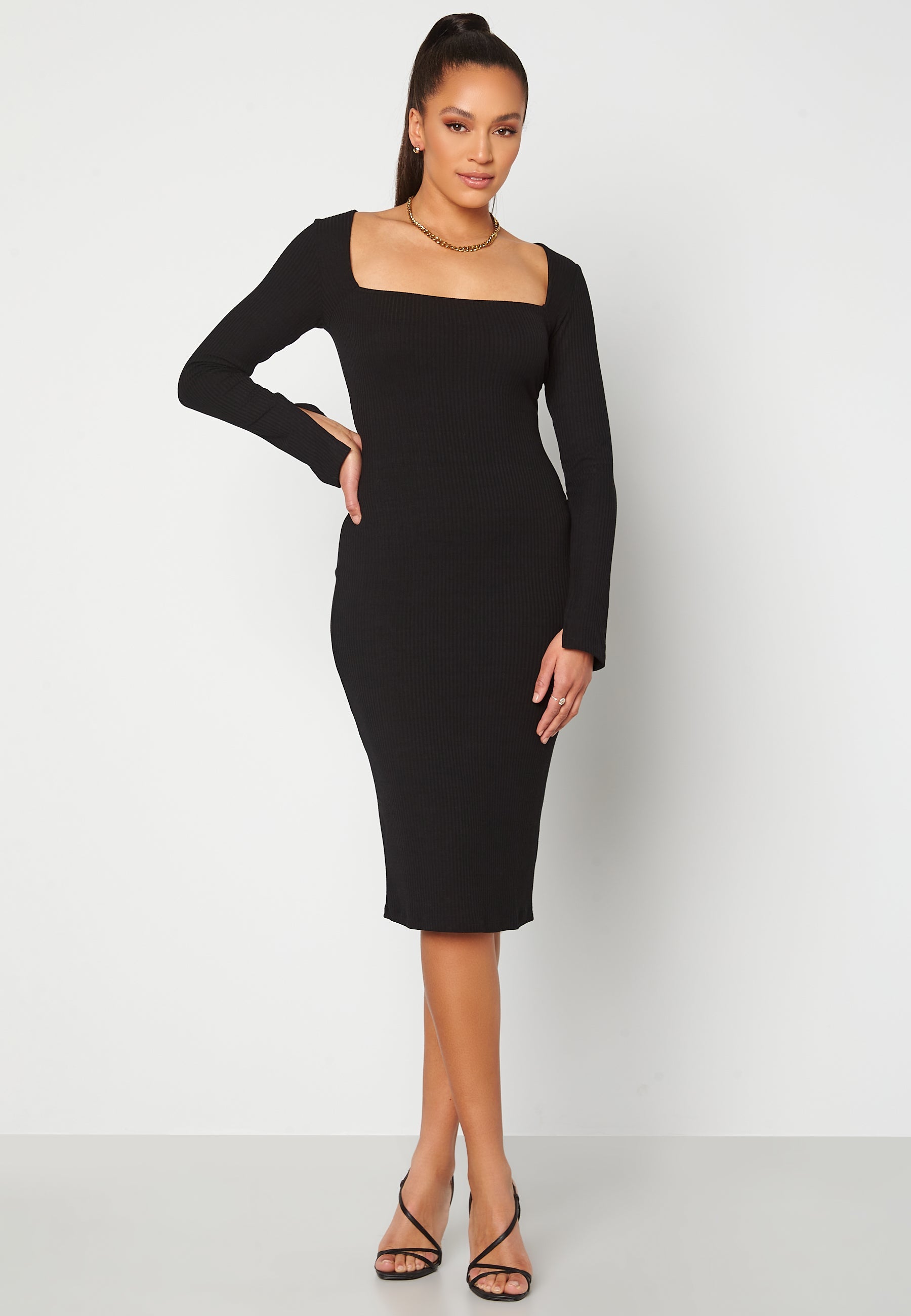 Bubbleroom Squareneck Midi Dress