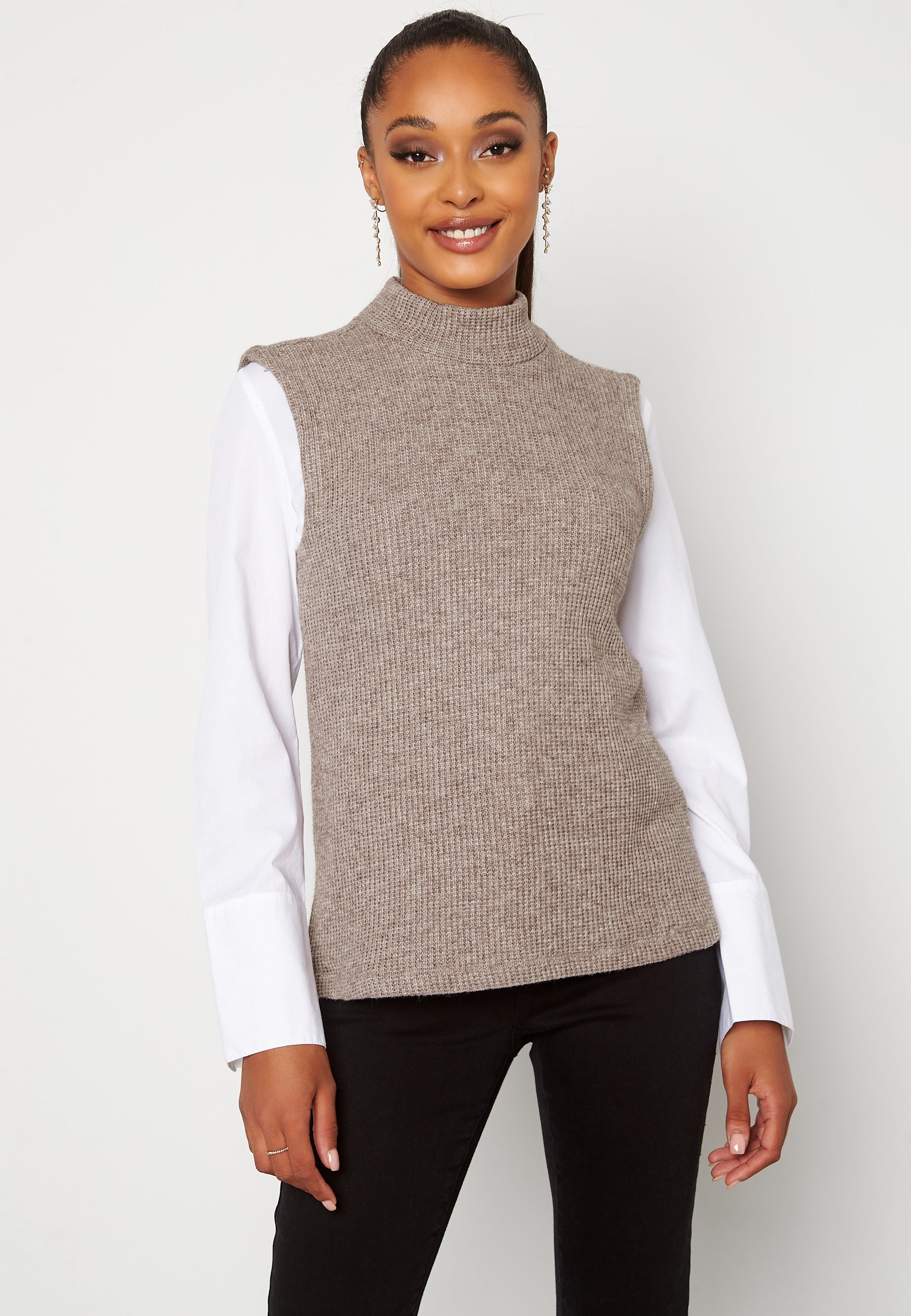 Happy Holly Josey vest