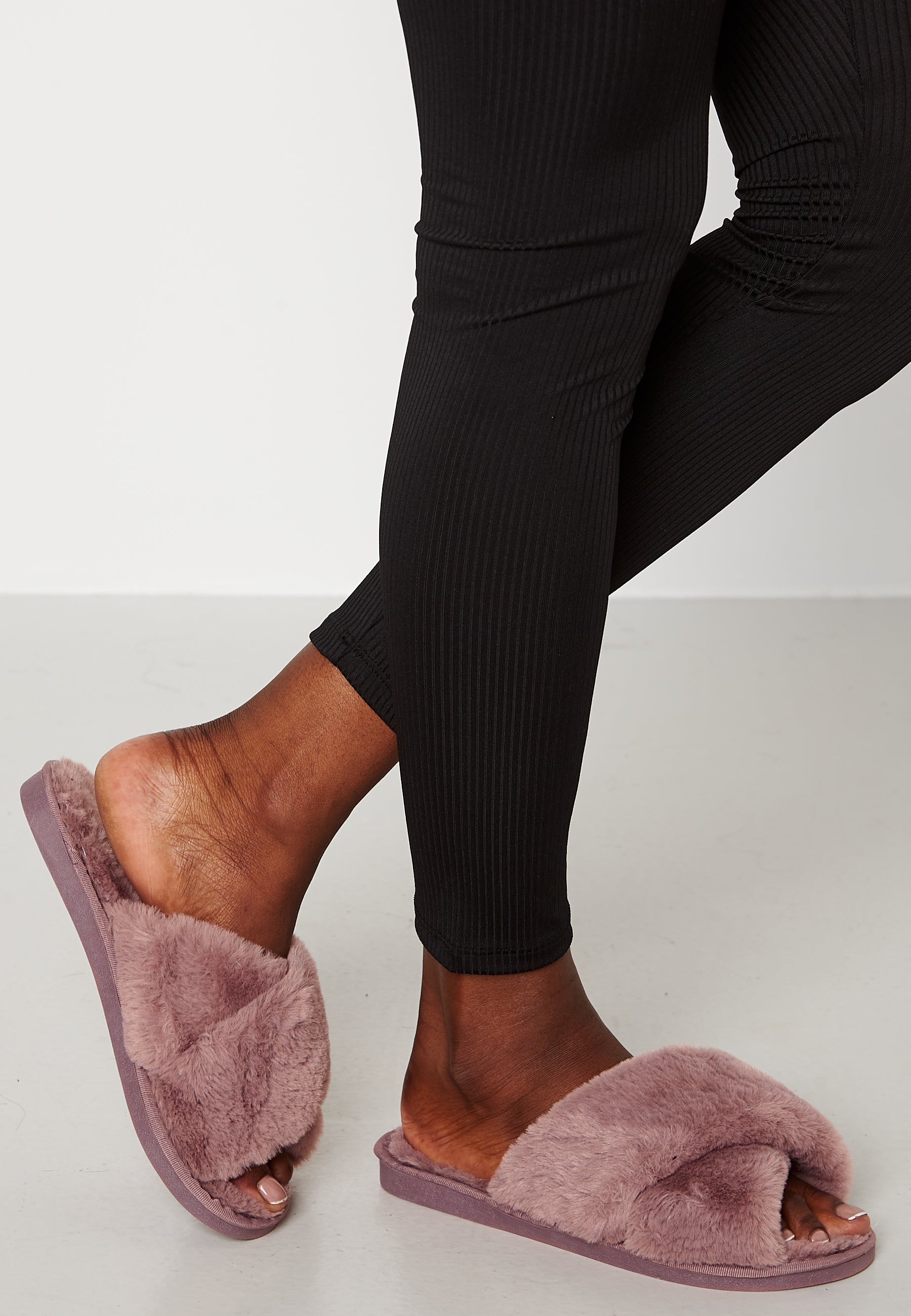 BUBBLEROOM Quinny fluffy slipper