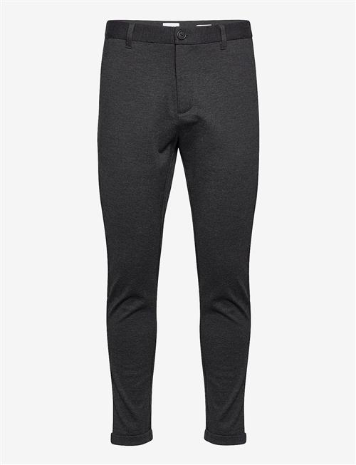 Lindbergh | Superflex Knitted Cropped Pant | L