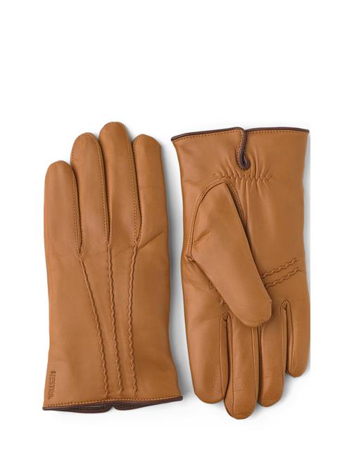 Hestra | William Chestnut | 9.5