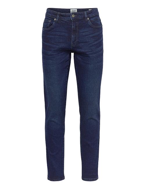 Solid | Sdryderblue 202 | 29 x 32