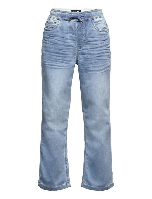 Molo | Augustino | 104