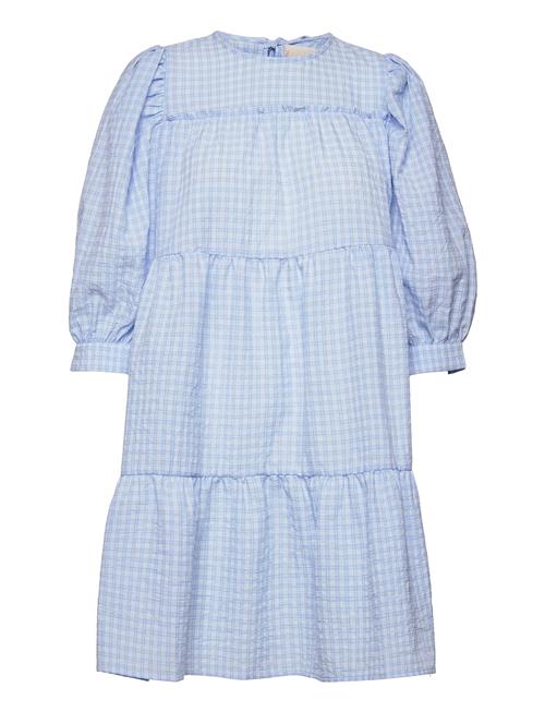 Minus | Rowen Kjole | 38