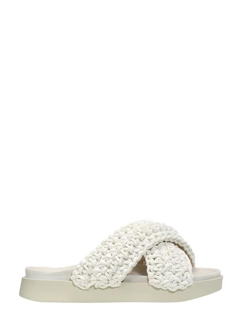 Inuikii | Woven | 38