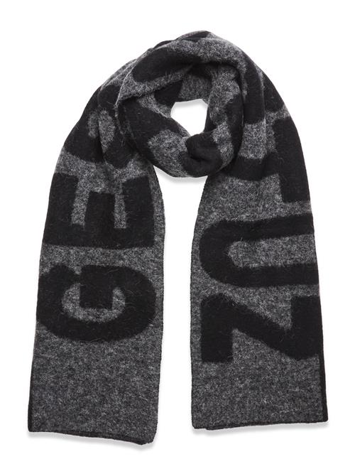 Gestuz | Alphagz Scarf | ONE SIZE