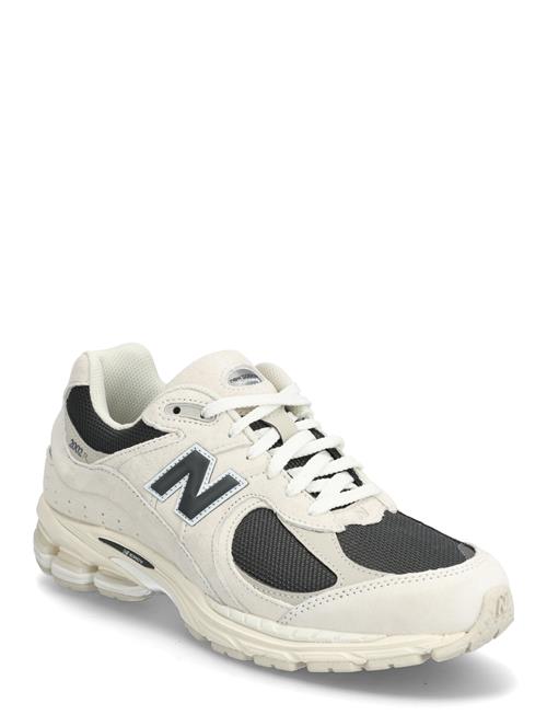 New Balance | New Balance 2002R | 42