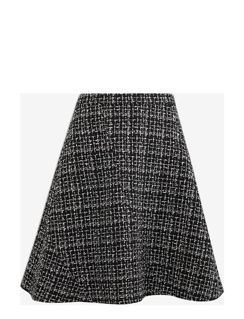 Six Ames | Raya | 40