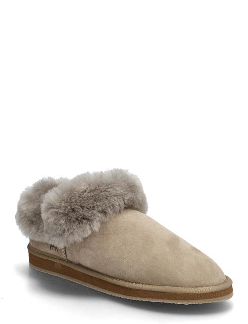 Shepherd | Alaska Outdoor | 39