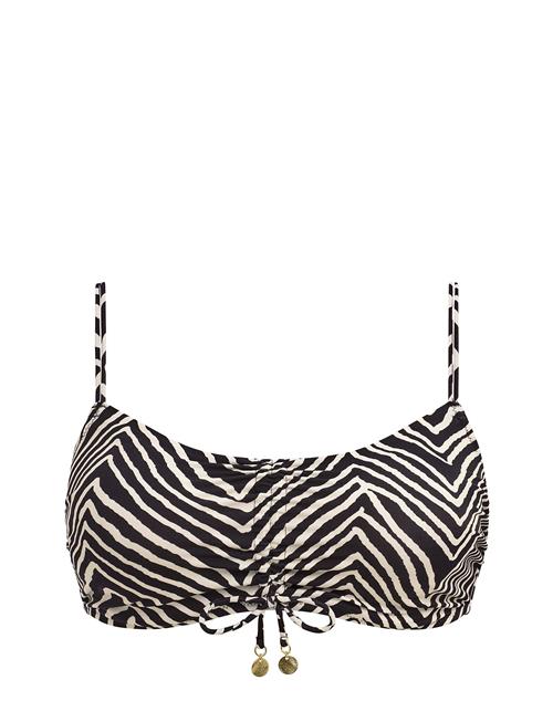 Freya | Fiji Falls | D x 75