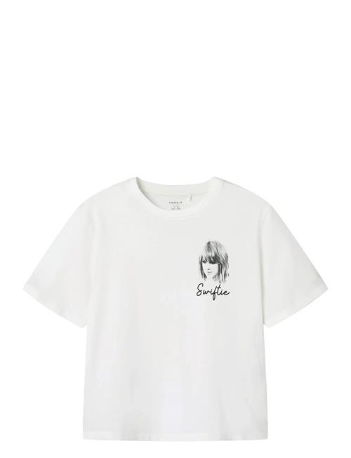 name it | Nkffern Tswift Ss Nreg Top Sky | 122-128