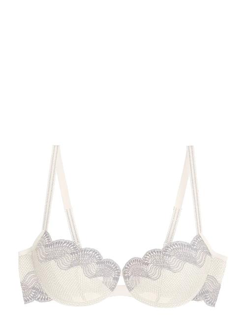 Triumph | Triumph Comfort Glam Wh | C x 90