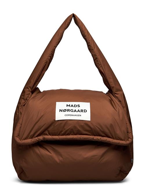 Mads Nørgaard | Recycle Pillow Bomb Bag | ONE SIZE