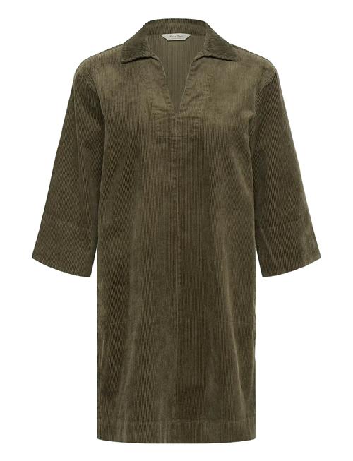 Part Two | Sharripw Dr | 44