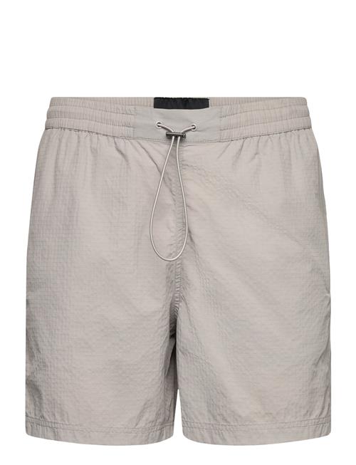 Lyle & Scott | Lightweight Ripstop Short | XS