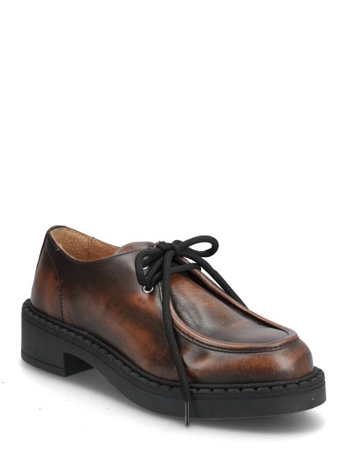 Pavement | Evelyn | 36