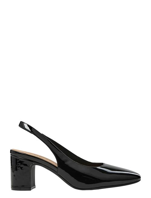 Sofie Schnoor | Minnesw Patent Pump | 41