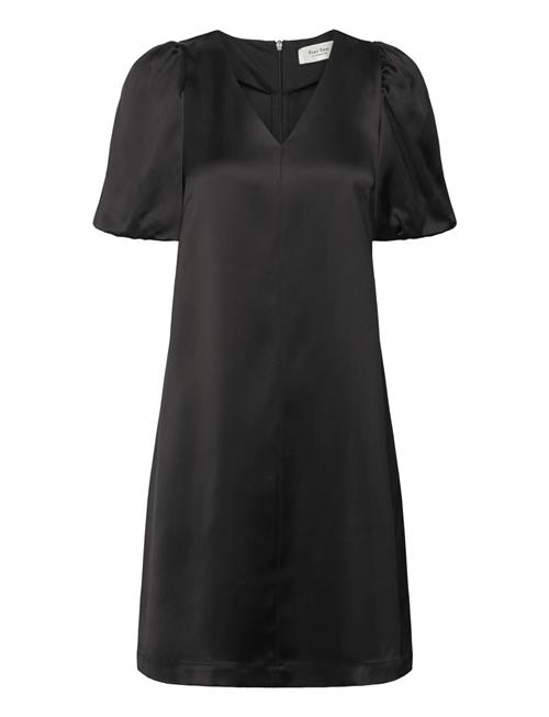 Part Two | Ulvapw Dr | 32