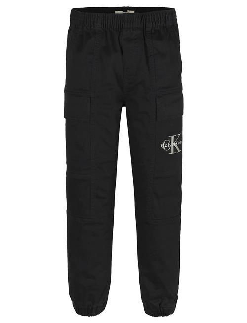 Calvin Klein | Essential Woven Cargo Pant | 140