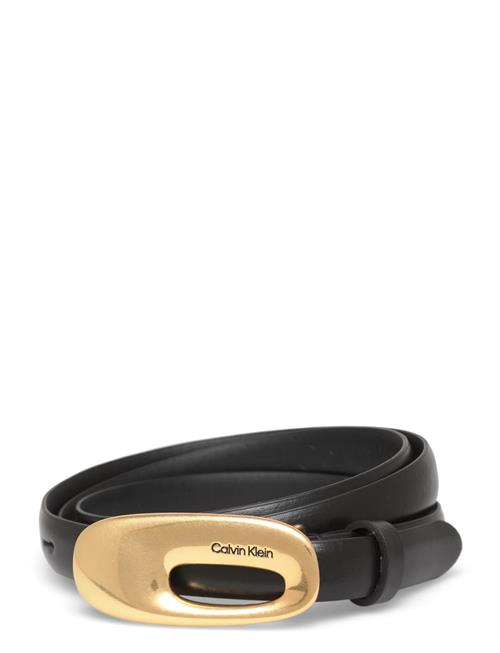 Calvin Klein | Elongated Chucnhy Buckle 15Mm | 135