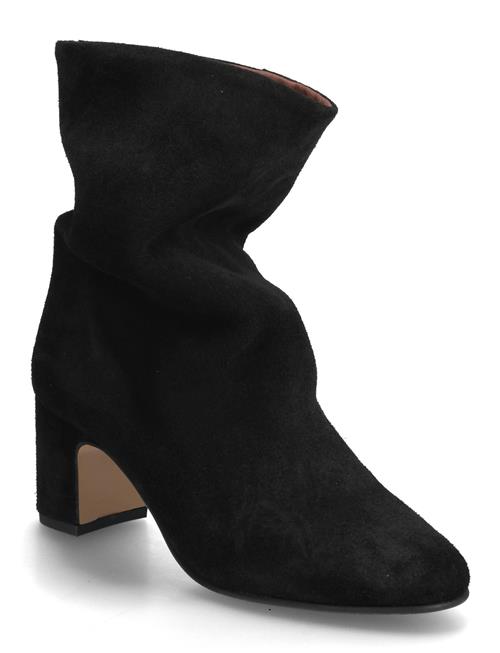 Anonymous Copenhagen | Lully 55 | 38