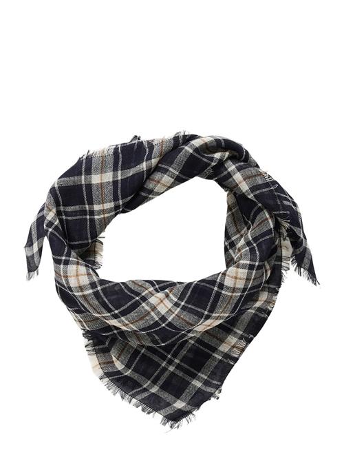 Part Two | Phiapw Sc | ONE SIZE