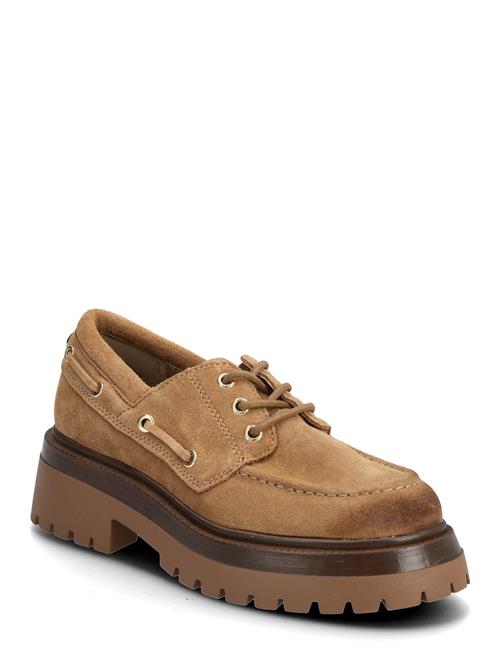 Steve Madden | Detroit | 40