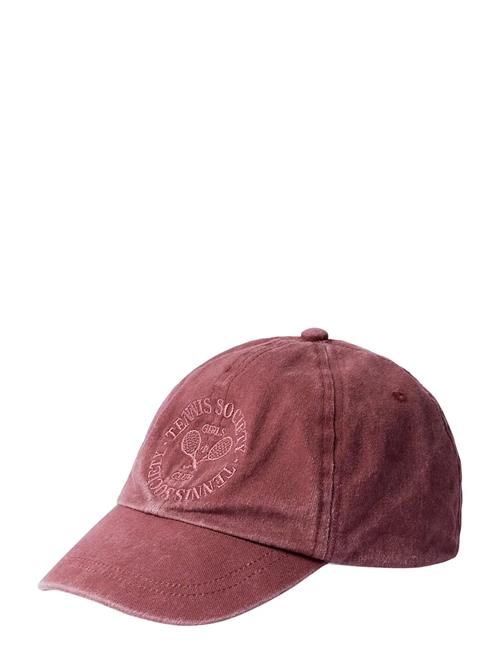name it | Nkftessa Cap | 52-53