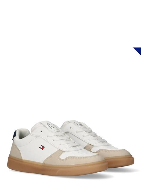 Tommy Hilfiger | Tommy Hilfiger Low Cut Lace-Up Sneaker | 35