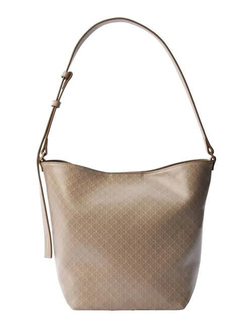 Calvin Klein | Emblem Aop Medium Bucket | ONE SIZE