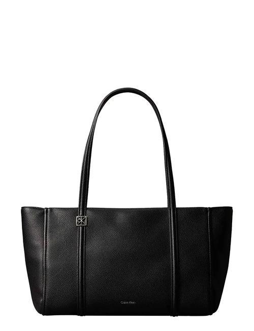 Calvin Klein | Emblem Hw Pebble Tote | ONE SIZE